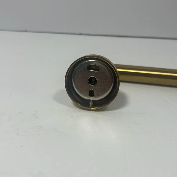 Gold bathroom towel bar and adhesive hook - Picture 5 of 5